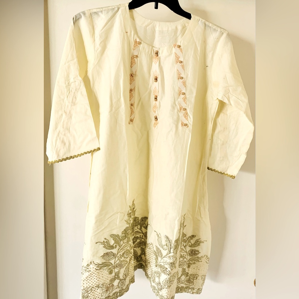 Pakistani/Punjabi/embroider kurta